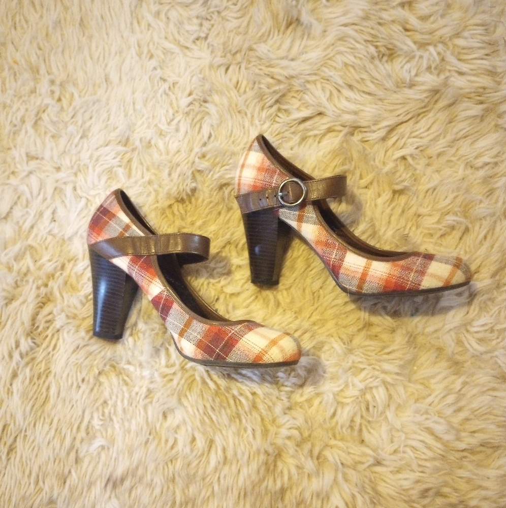 LEI PUMPS size 10